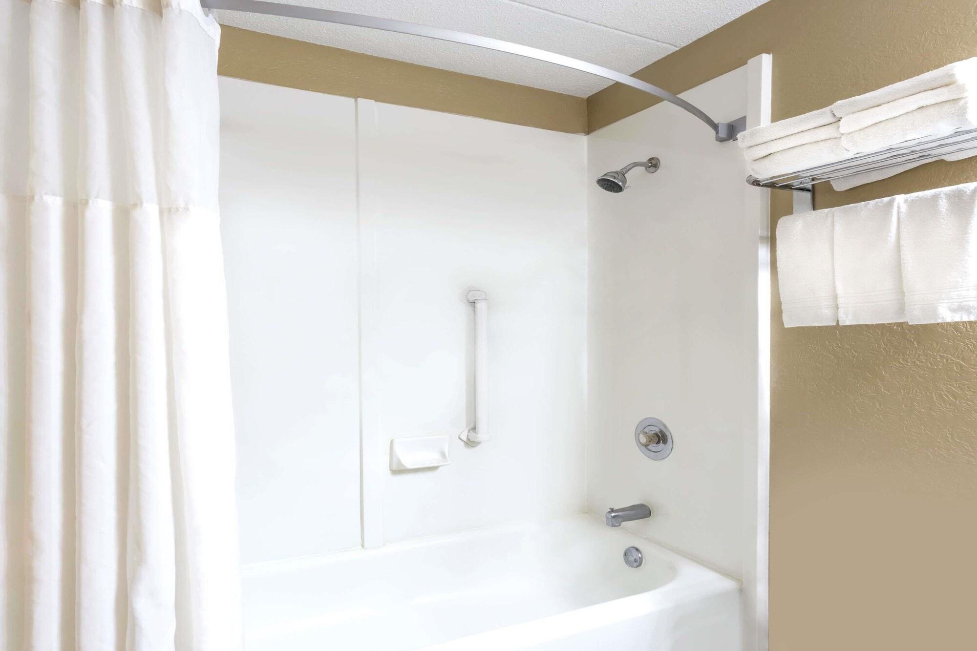 ซูเปอร์ 8 บาย วินด์แฮม โลแกนสปอร์ต Motel Logansport ภายนอก รูปภาพ